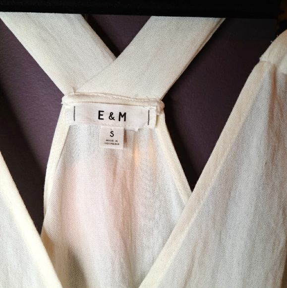 Beachy Cami w/ Side Tie - Picture 2 of 4